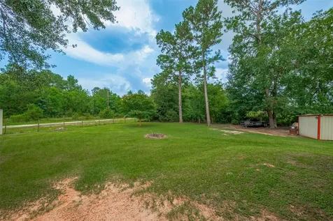 602 Fm 2693 Rd East New Waverly TX 77358