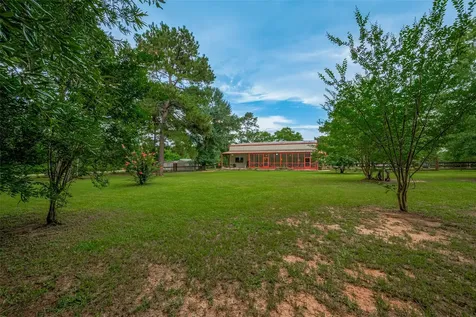 602 Fm 2693 Rd East New Waverly TX 77358