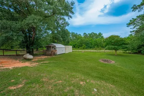 602 Fm 2693 Rd East New Waverly TX 77358