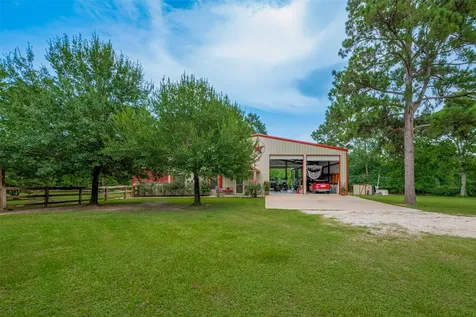 602 Fm 2693 Rd East New Waverly TX 77358