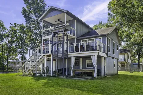 1382 Indian Hill Boulevard Livingston TX 77351