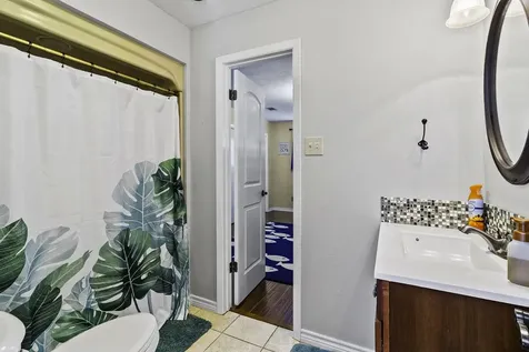 1382 Indian Hill Boulevard Livingston TX 77351