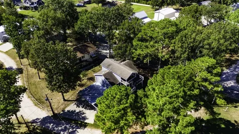 1382 Indian Hill Boulevard Livingston TX 77351