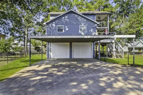 1382 Indian Hill Boulevard Livingston TX 77351