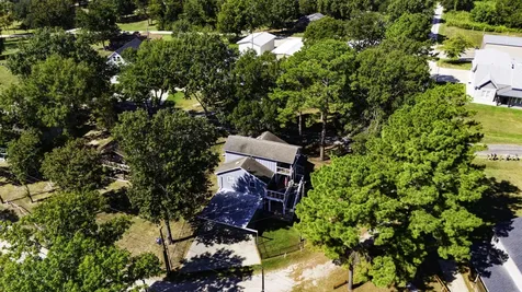 1382 Indian Hill Boulevard Livingston TX 77351