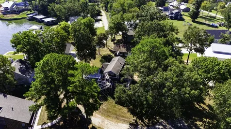 1382 Indian Hill Boulevard Livingston TX 77351