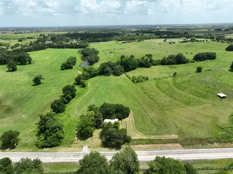 9000 Fm 390 East Brenham TX 77833