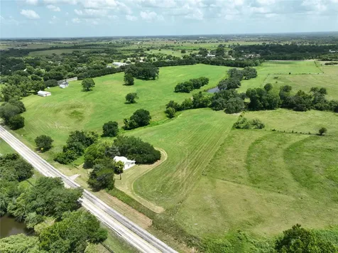 9000 Fm 390 East Brenham TX 77833