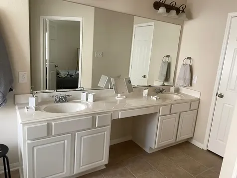 31 W Spindle Tree Circle The Woodlands TX 77382