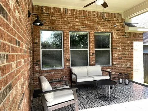 31 W Spindle Tree Circle The Woodlands TX 77382