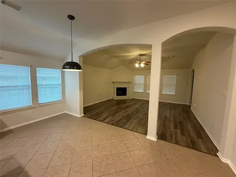 31 W Spindle Tree Circle The Woodlands TX 77382