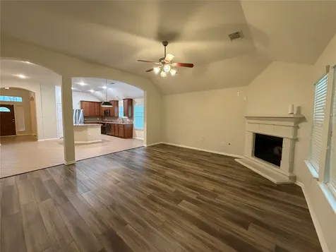 31 W Spindle Tree Circle The Woodlands TX 77382