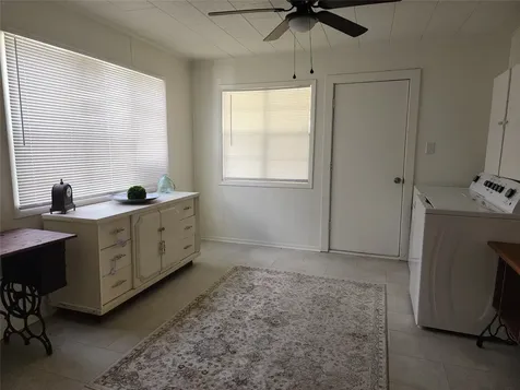 1104 Sycamore Street Navasota TX 77868