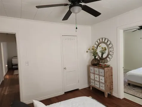1104 Sycamore Street Navasota TX 77868