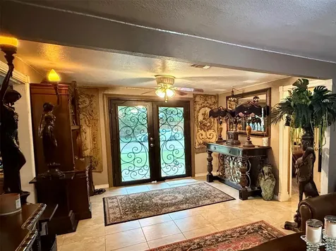 1905 Yellowstone Street Freeport TX 77541