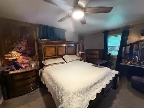 1905 Yellowstone Street Freeport TX 77541