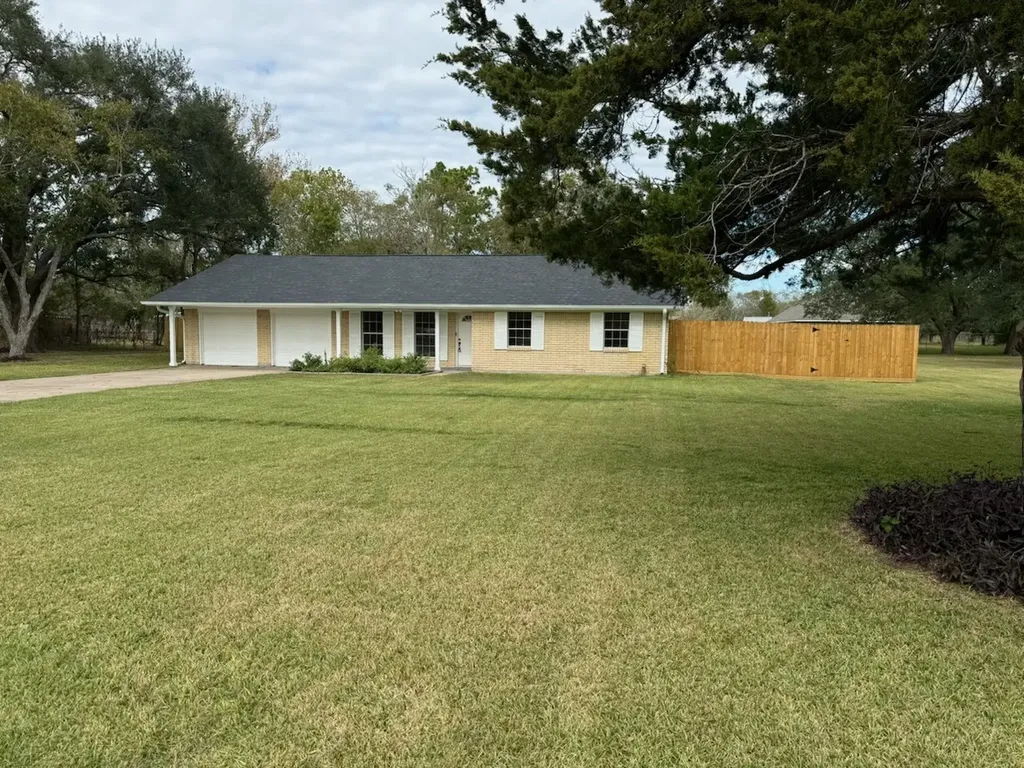 14616 Cedar Street Santa Fe TX 77517
