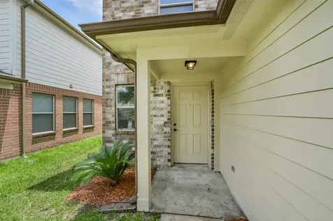 2811 Packard Elm Street Houston TX 77038