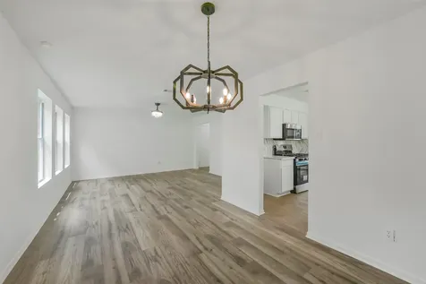 2811 Packard Elm Street Houston TX 77038
