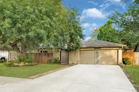 2515 Harvest Cove Friendswood TX 77546