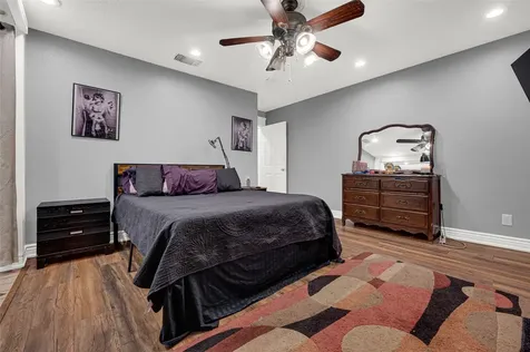 2515 Harvest Cove Friendswood TX 77546