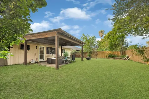 2515 Harvest Cove Friendswood TX 77546
