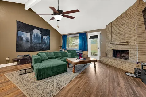 2515 Harvest Cove Friendswood TX 77546