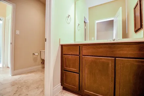 13513 S Canyon Gale Lane Pearland TX 77584