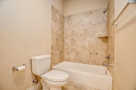 13513 S Canyon Gale Lane Pearland TX 77584