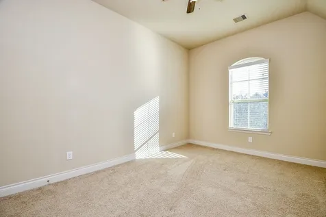 13513 S Canyon Gale Lane Pearland TX 77584