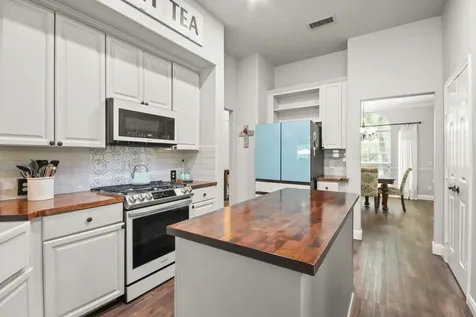 3 S Misty Canyon Place The Woodlands TX 77385