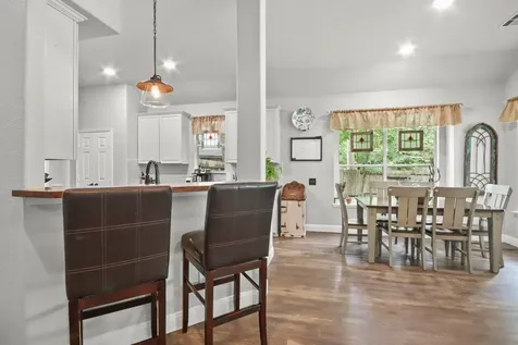 3 S Misty Canyon Place The Woodlands TX 77385