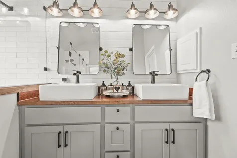 3 S Misty Canyon Place The Woodlands TX 77385