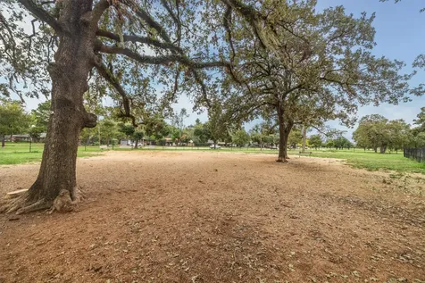 4410 Libbey Lane Houston TX 77092
