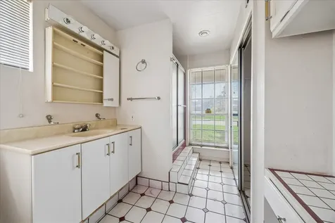 4410 Libbey Lane Houston TX 77092