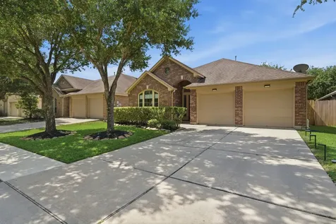 13416 Moonlit Lake Lane Pearland TX 77584