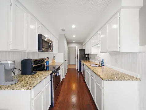 2239 Highland Hills Drive Sugar Land TX 77478