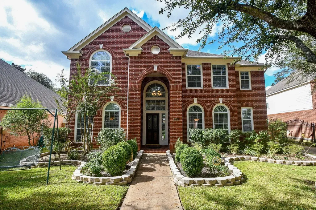 2114 Thistlerock Lane Sugar Land TX 77479