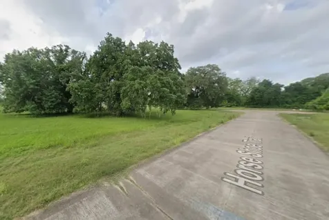 387 Horse Shoe Trail Angleton TX 77515
