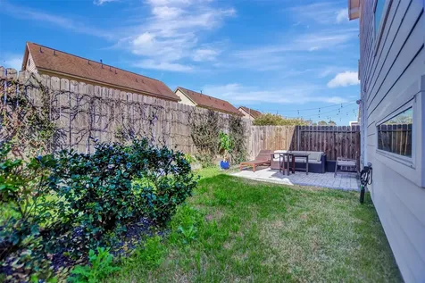 5507 Robusto Place Houston TX 77091