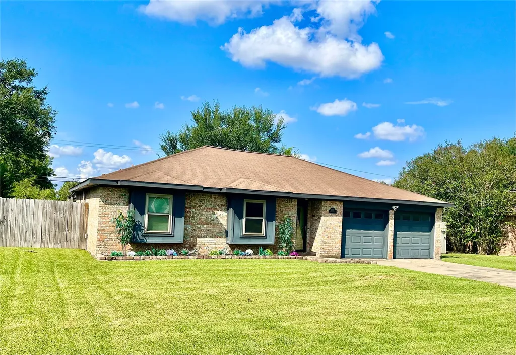 1718 Linwood Drive Wharton TX 77488