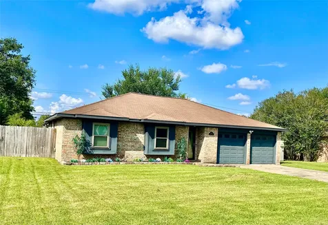 1718 Linwood Drive Wharton TX 77488