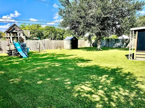 1718 Linwood Drive Wharton TX 77488
