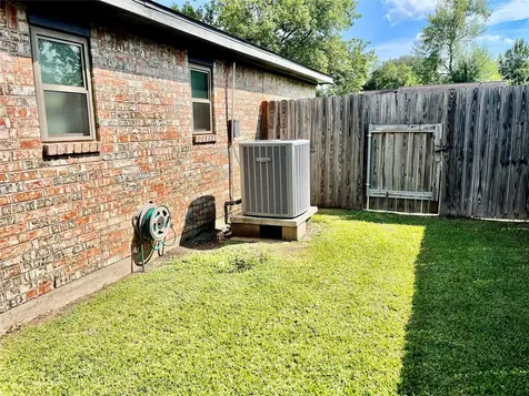 1718 Linwood Drive Wharton TX 77488