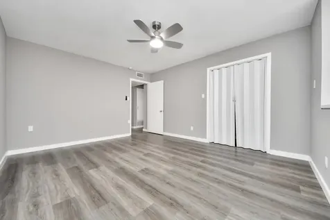 6311 Riverview Way Houston TX 77057