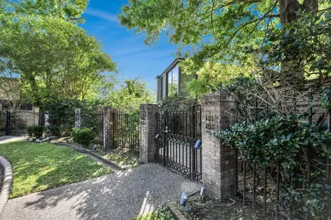 6311 Riverview Way Houston TX 77057