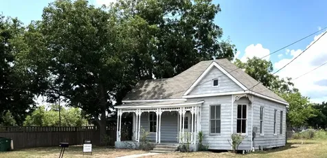 603 N Depot Street Victoria TX 77901