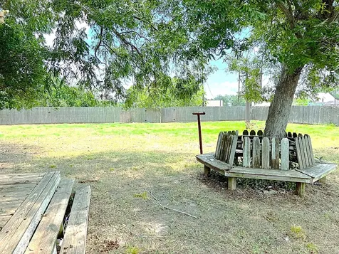 603 N Depot Street Victoria TX 77901