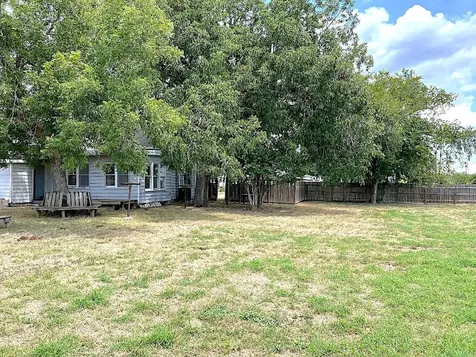 603 N Depot Street Victoria TX 77901
