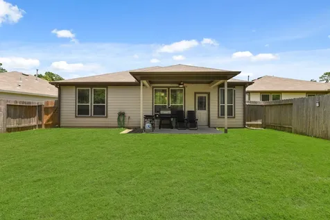 2340 N Amber Ruse Court Conroe TX 77304